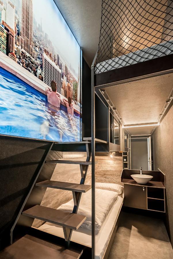 Boxhotel Hannover Exterior photo